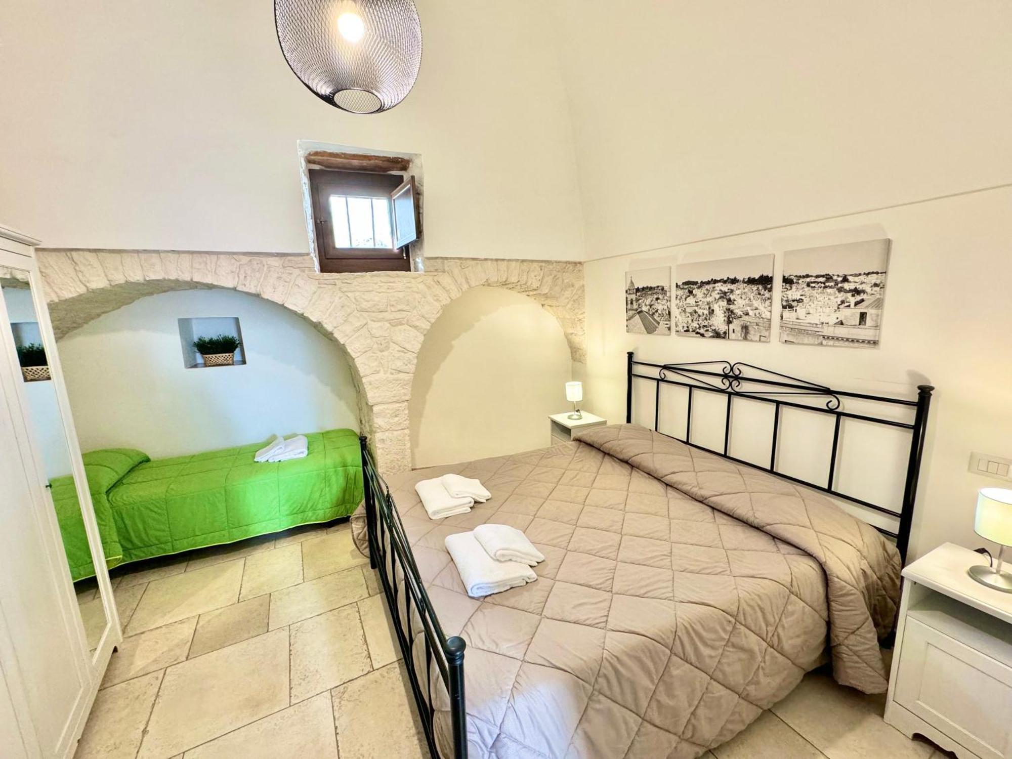 Trulli Lovely Alberobello